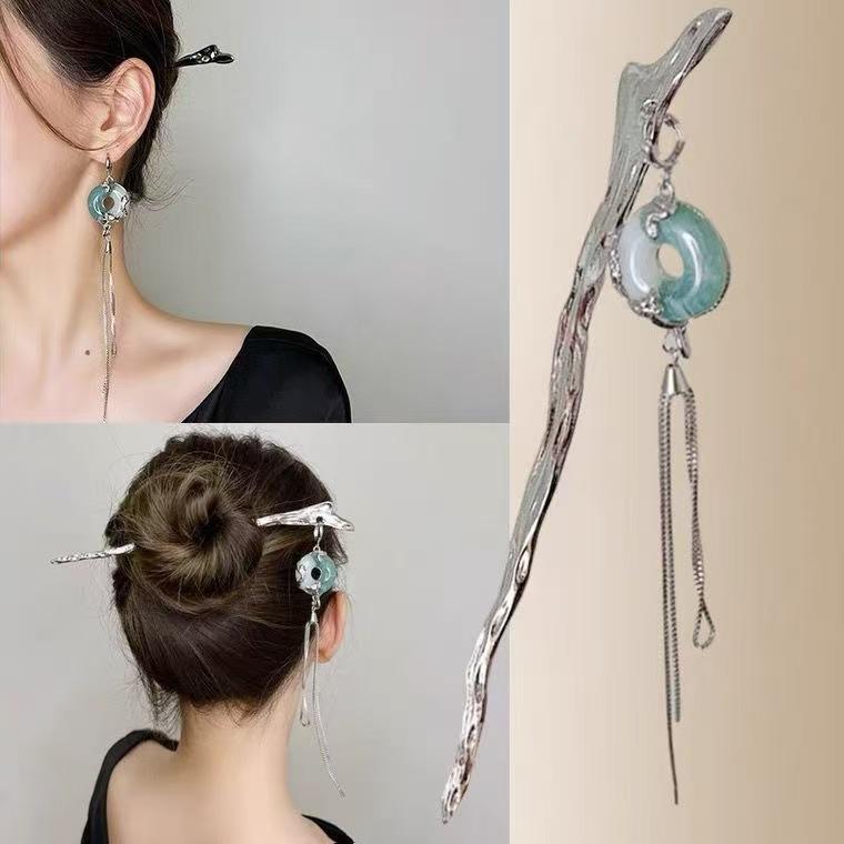 Sandalwood Women's Hairpin: Elegant Modern-Chinese Style Wooden Updo Stick