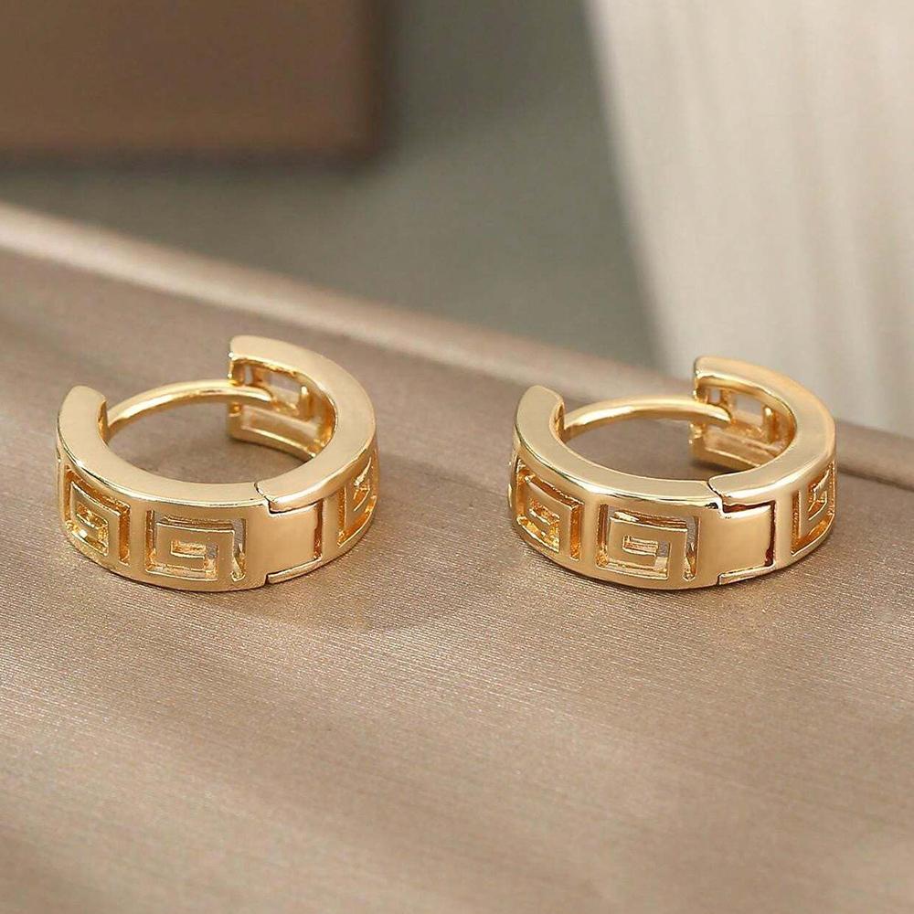 Gold Color Hallow Out Small Hoop Earrings For Women Silver Color Metal Special Cut Out Geometric Pattern Women Earrings Jewelry