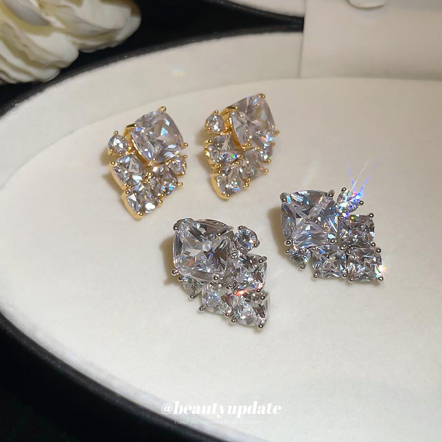 18k Gold Plated Silver Needle Geometric Rhombus Cubic Zirconia Earrings - Light Luxury, Exquisite, and Shiny.