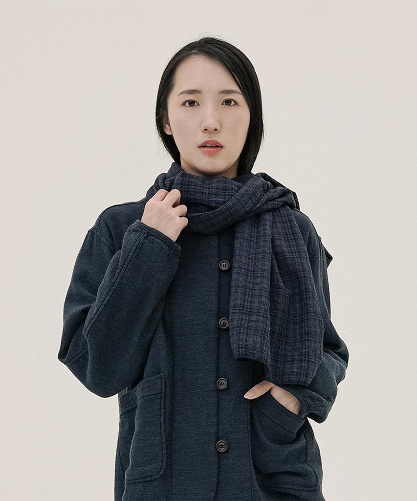 CHIQUITA Check Cotton Long Scarf Navy 250810Nv