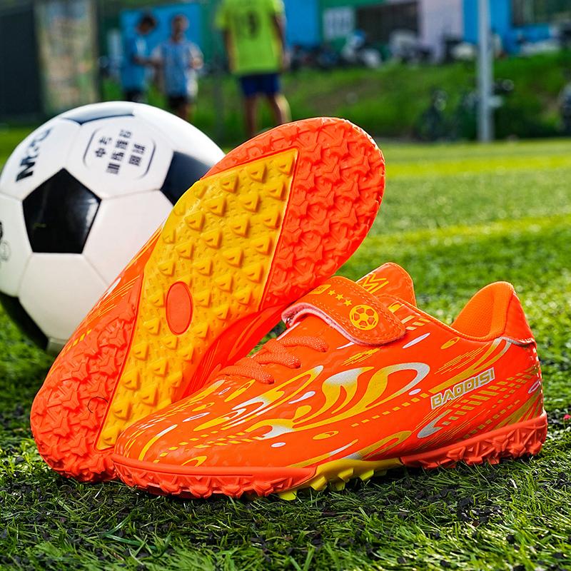 Kids Football Shoes Shock Absorption Anti-skid /Wear-resistant Long Spike Outdoor Sports Training Football Shoes for Boys