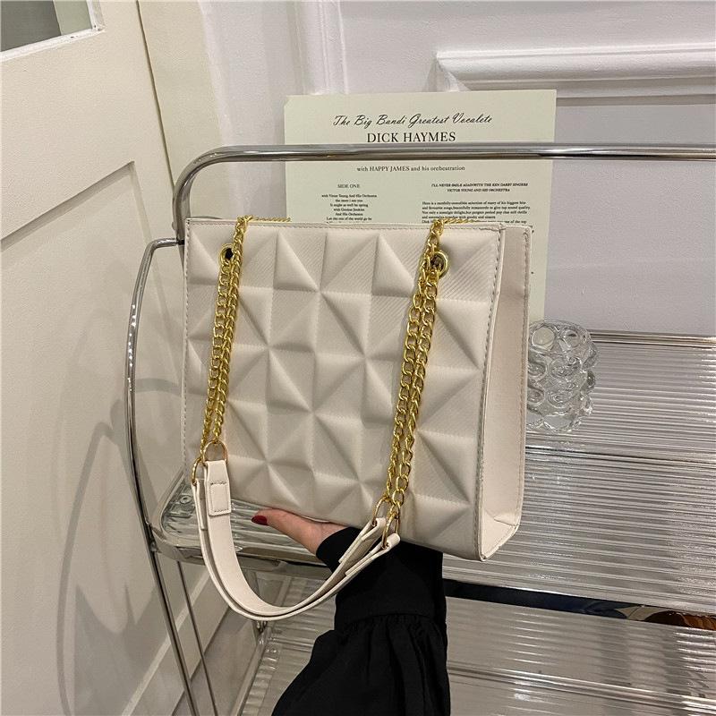 Niche Fashion Checkered Chain Women's Bag French Casual Shoulder Crossbody Bag ins Style Simple Underarm Bag PU Material