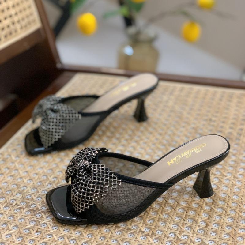 

Модный дизайнер Новые сандалии женские с бантиком и стразами, роскошные, на платформе, для улицы, пляжные, модные, на мягкой кожаной подошве, повседневные женские шлепанцы 35 чёрный