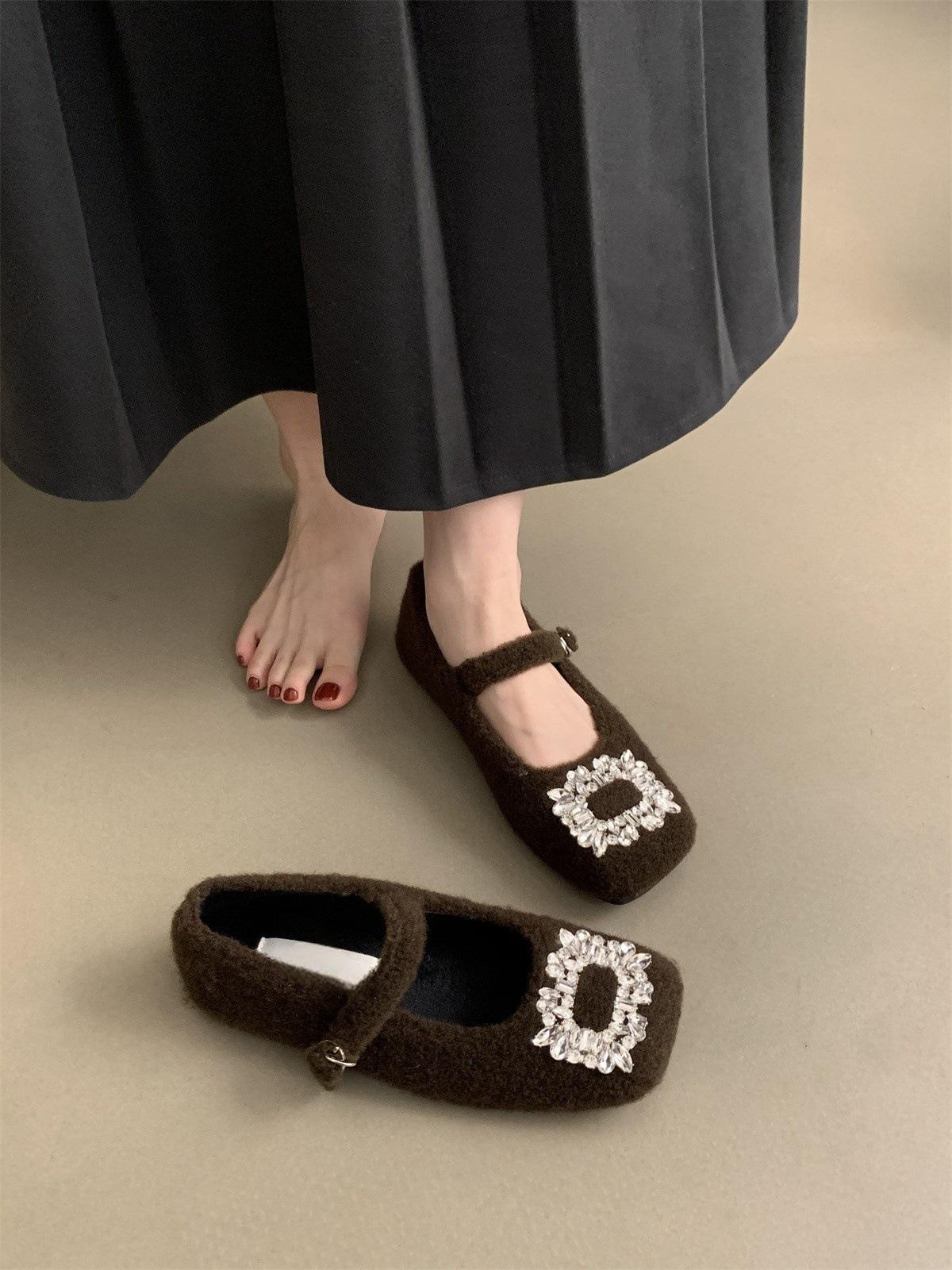 

Женский темперамент Туфли Мэри Джейн женские бархатные туфли Французский вечерний бриз квадратная голова со стразами шерстяные туфли женские зимние туфли на плоской подошве 40 темно-коричневого