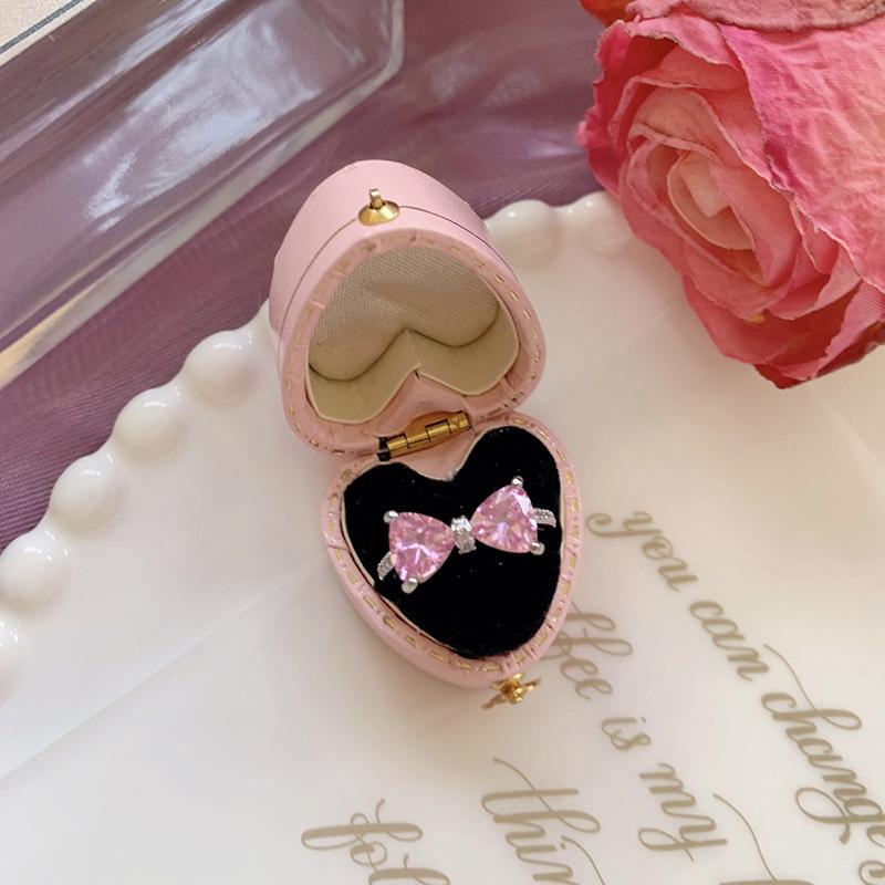 

Кольцо Princess Castle с розовым цирконом и бантом, женское