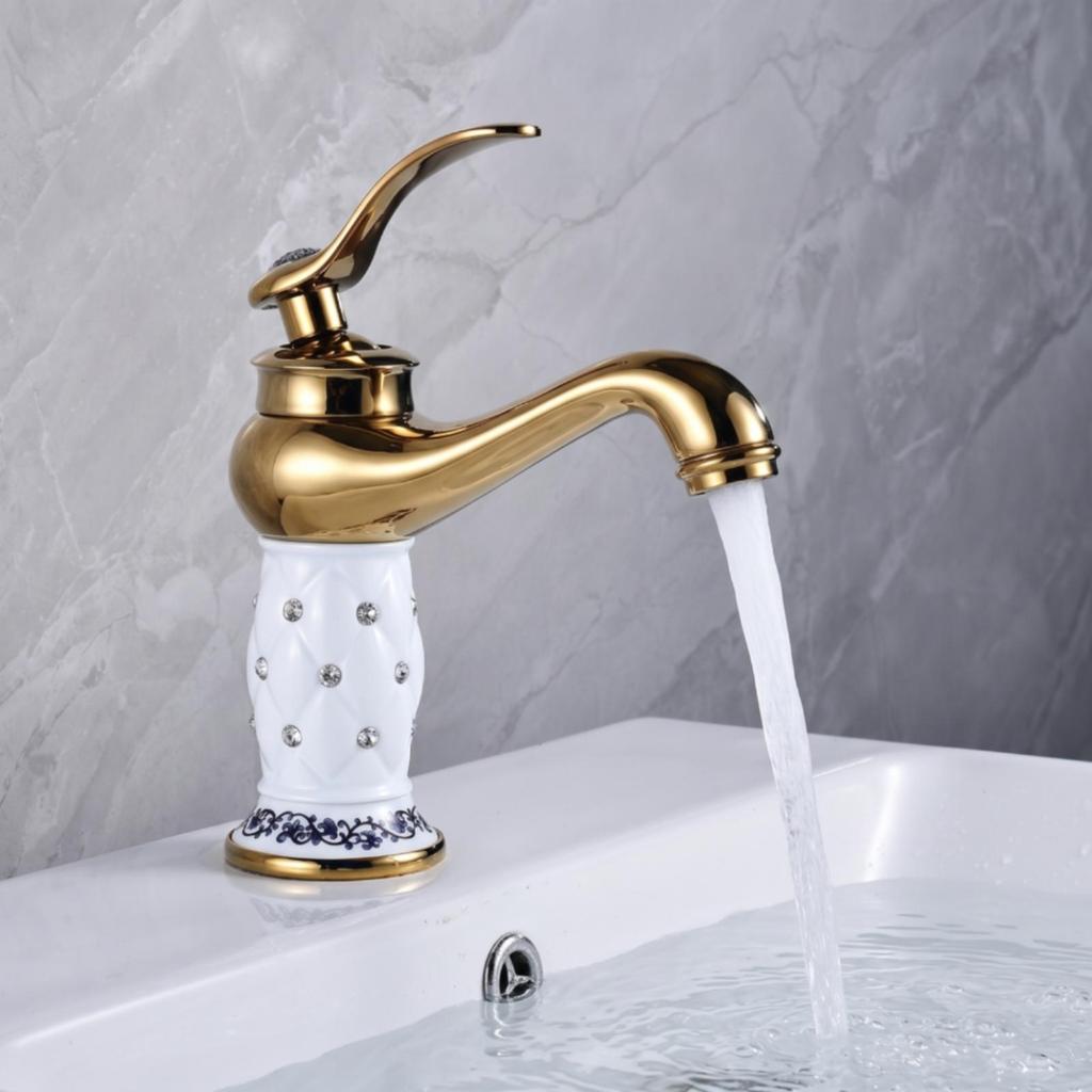 Single-Handle Bathroom Faucet Classic Sink Tap Curved for Vanity
