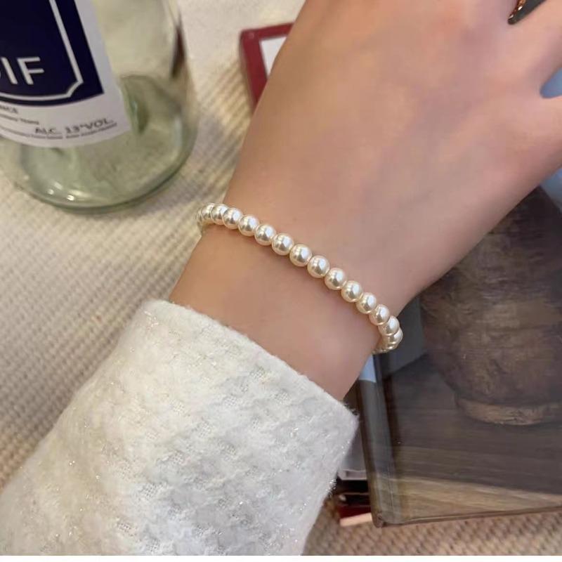 Highlight white light luxury personality niche fashion high sense temperament Internet celebrity bracelet women wearing beads jewelry