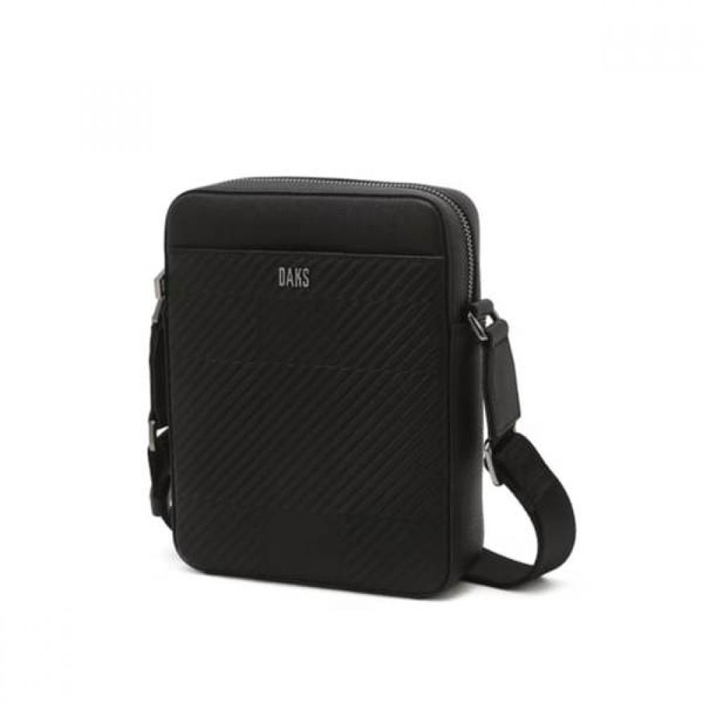 Daks Mini Crossbody Bag Black Cowhide Dbba6f319bk