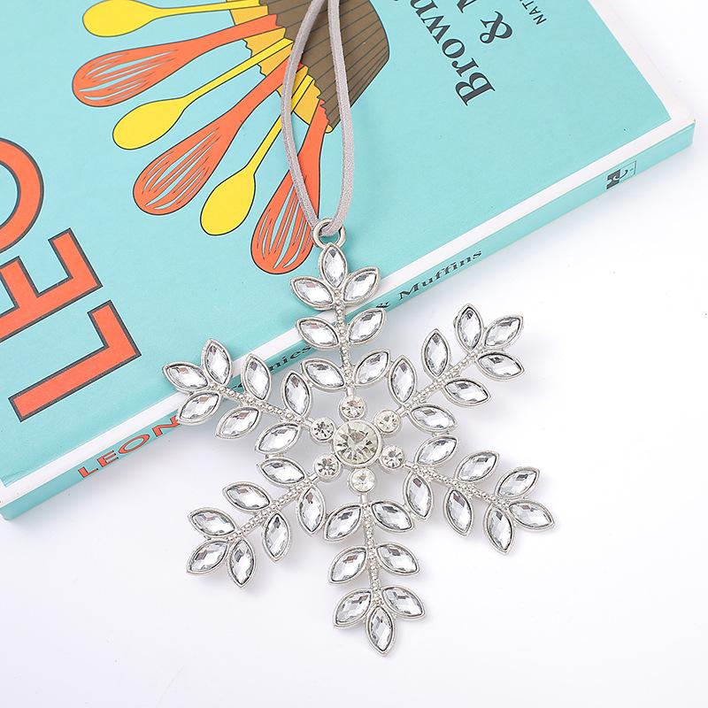 Christmas Tree Decoration Christmas Metal Snowflake Pendant Creative New Water Diamond Snowflake Christmas Widget