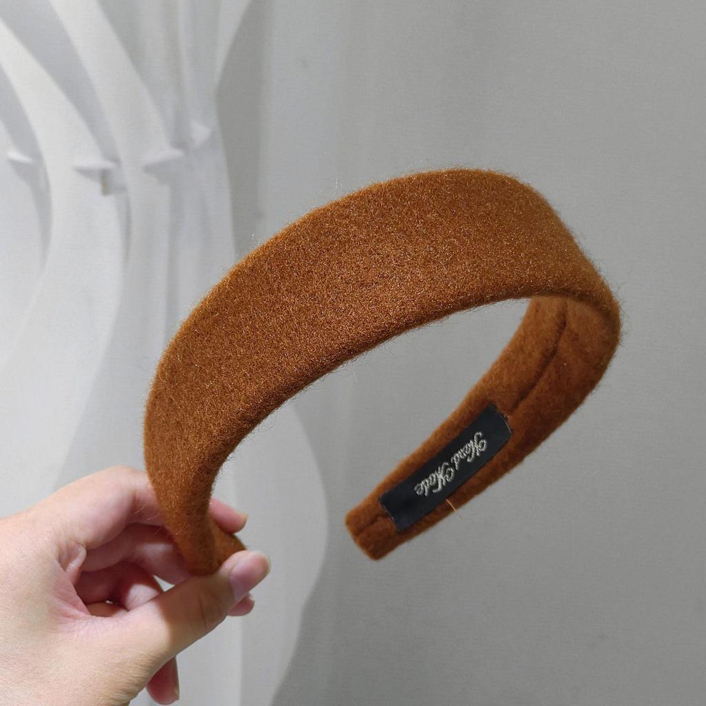 Autumn & Winter Woolen Wide-Brim Headband: Versatile, Fashionable Hair Accessory for Women