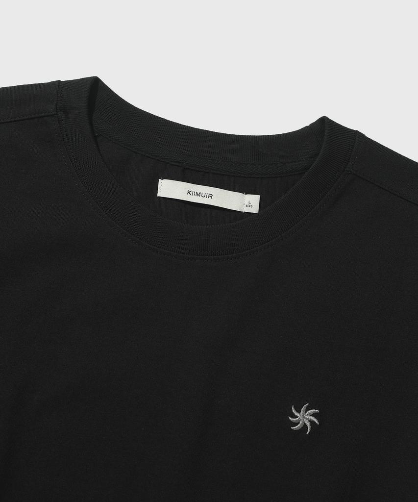 KIIMUIR [Crop] Contrast Roll-Up Crop Short Sleeve T-Shirt_Black