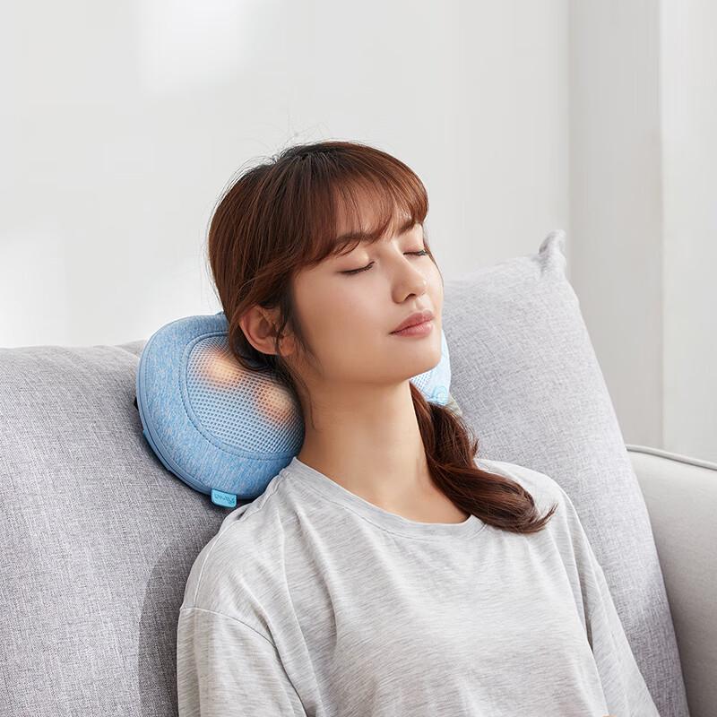 Bear Shoulder and Neck Massager Pillow