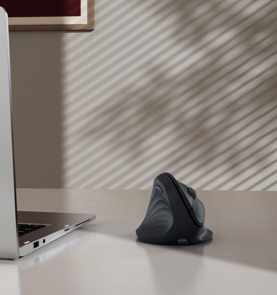 ergonomic multi-device mouse EWM-600 black left