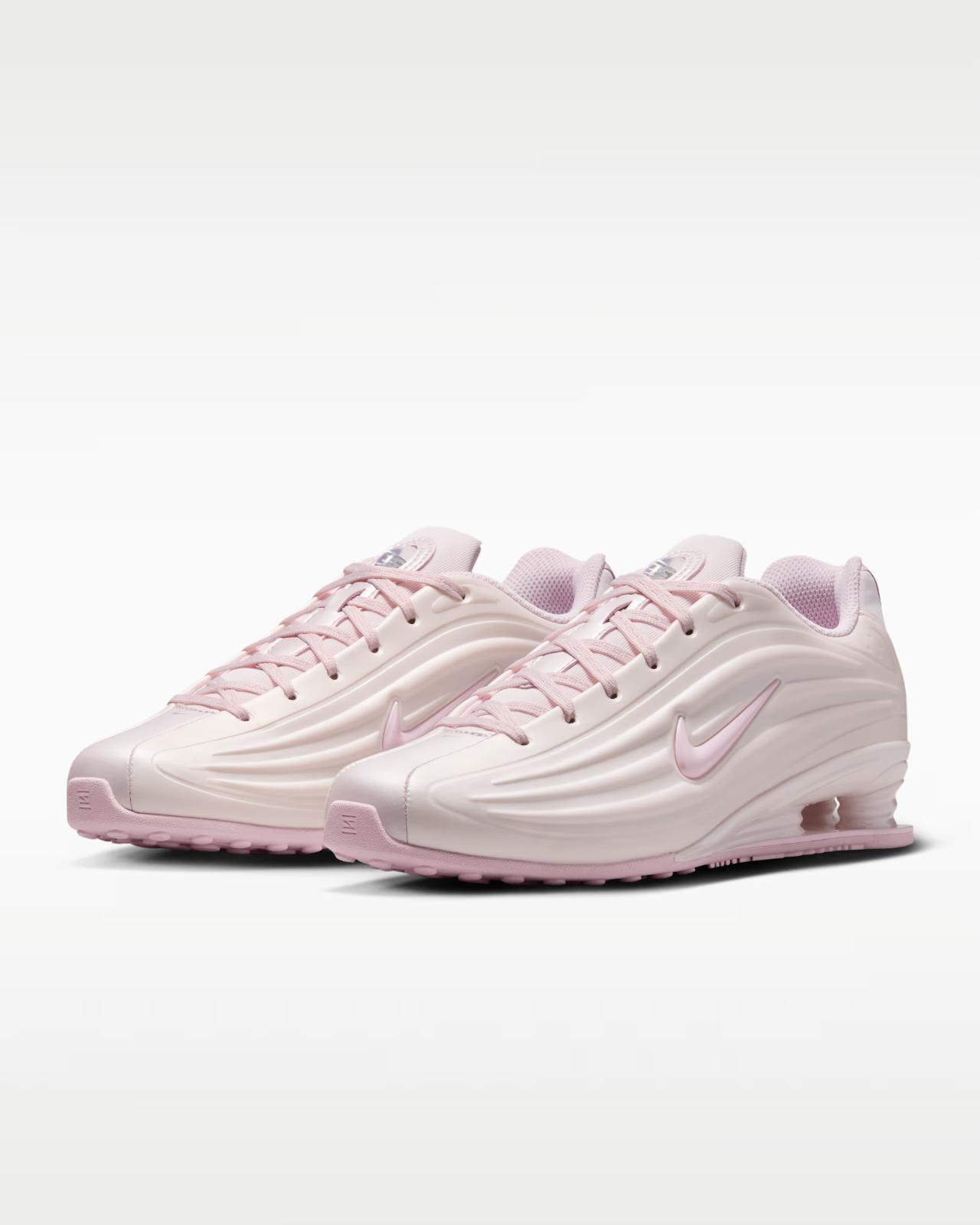 IR1222-600 Nike Shox Z  Pearl Pink/Metallic Silver  (Women s) 5.5