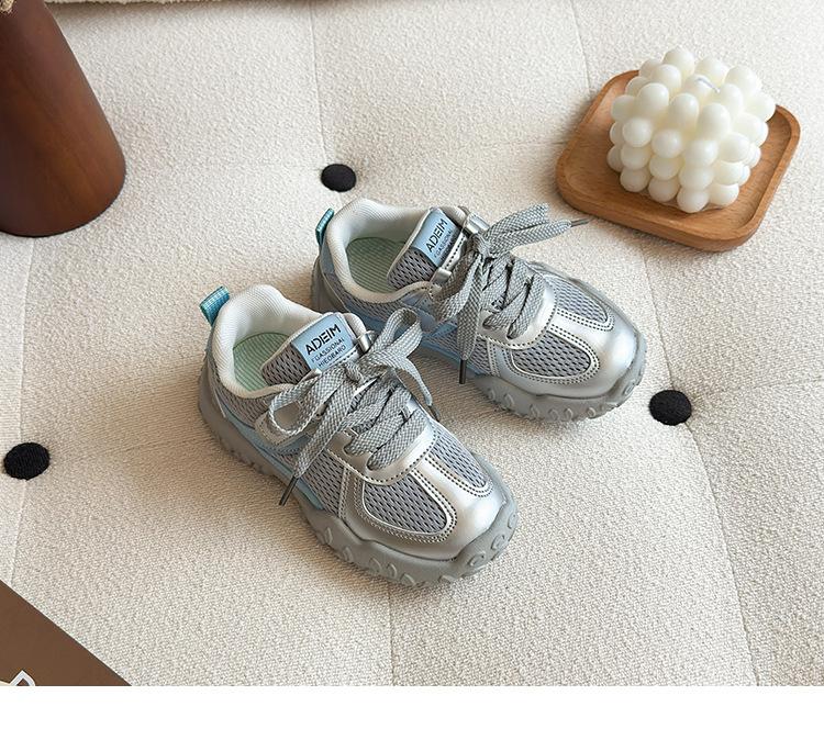 

Детские спортивные кроссовки из двойной сетки 2025 осень новые для девочек дышащие кроссовки папы мягкая подошва повседневная обувь для мальчиков 30 серебряный