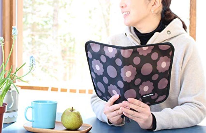 Giraffe Black Medicine Book Large [Hannah Fla] Case,