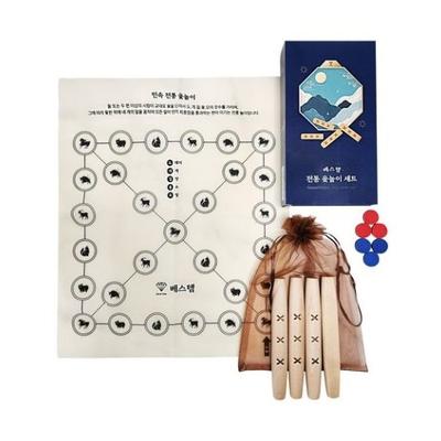 Durable Traditional Yut Nori Game Set Classic Korean Board Game