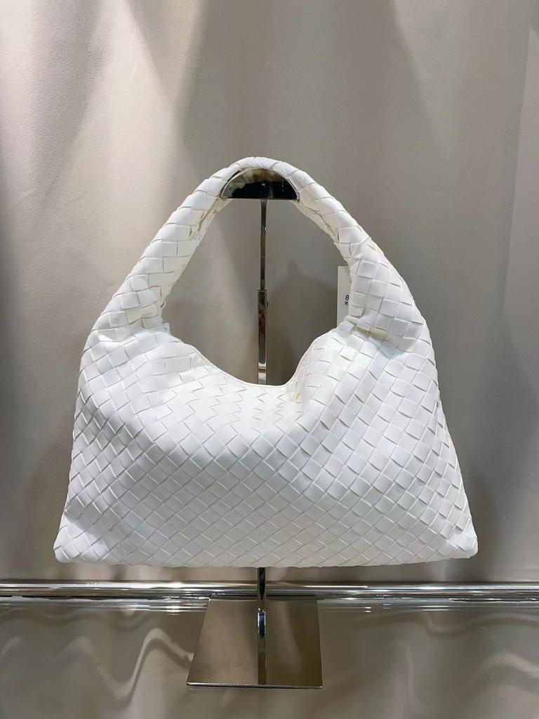 Woven shoulder bag underarm bag spring and summer new bag women's bag handmade high-texture dumpling bag tide