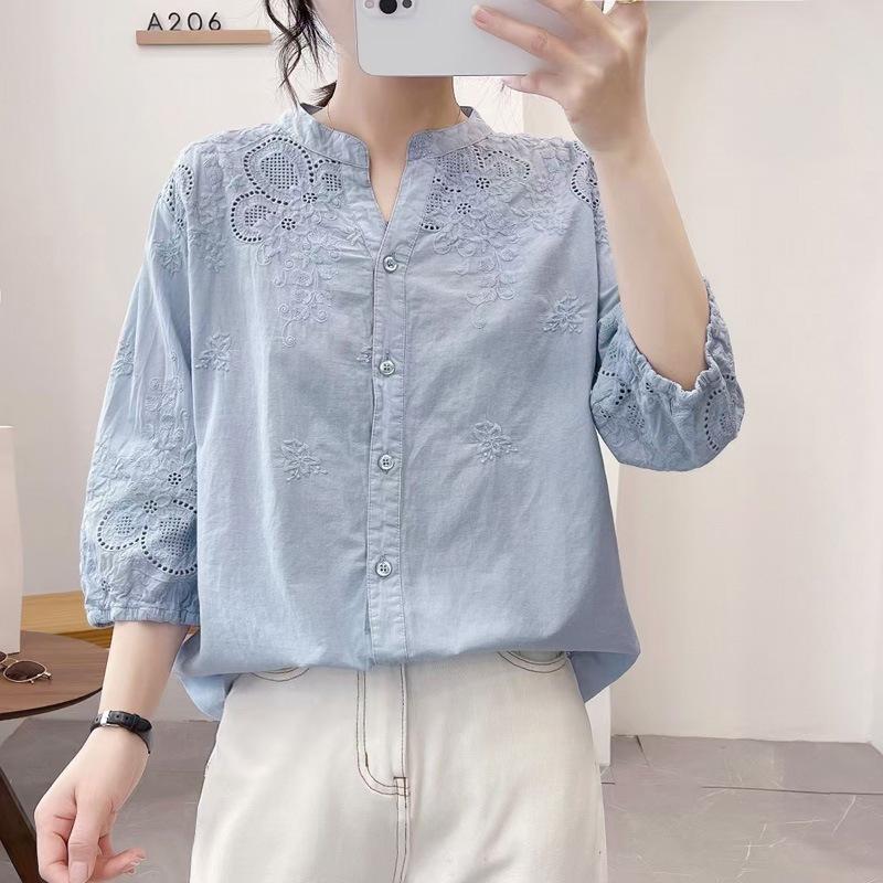 Women Casual Hollow Out Embroidered V Neck Three Quarter Sleeve Loose Summer Shirt M