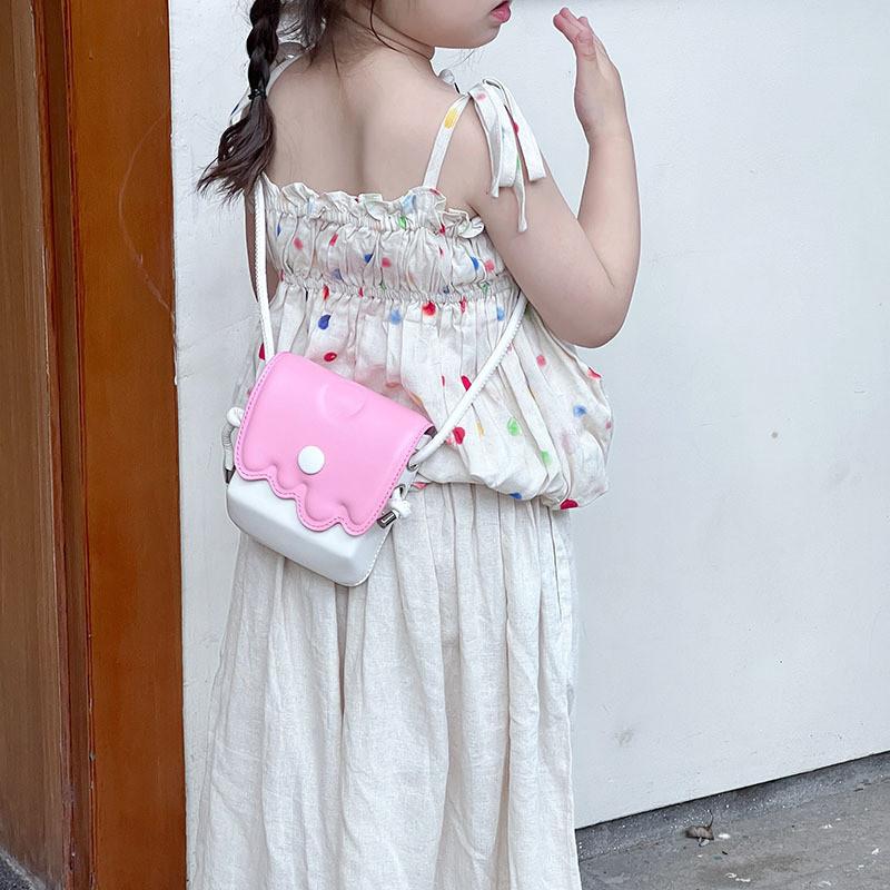 Stylish Mini Shoulder Bag For Kids With Vibrant Color Blocking And Breathable Material