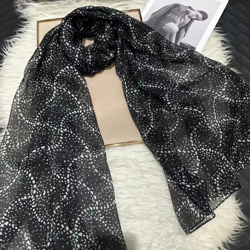 Blue Green 100% Silk Shawl Scarf Women Fashion New Floral Design Long Scarves Wraps Summer Chiffon Beach Scarf Wrap 180*110Cm