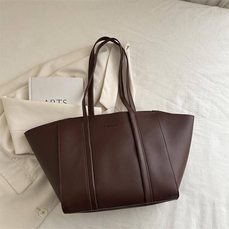 Premium Commuter Mother and Child Bag Women 2025 New Large-capacity Commuter Armpit Bag Retro Casual Simple Tote Bag