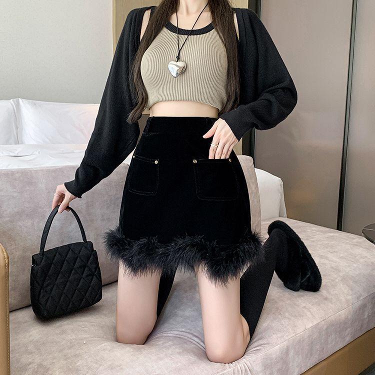 Women's Short Skirt Autumn and Winter High Waist Slim Fur Splicing A-line Skirt Temperament Black Hip Skirt