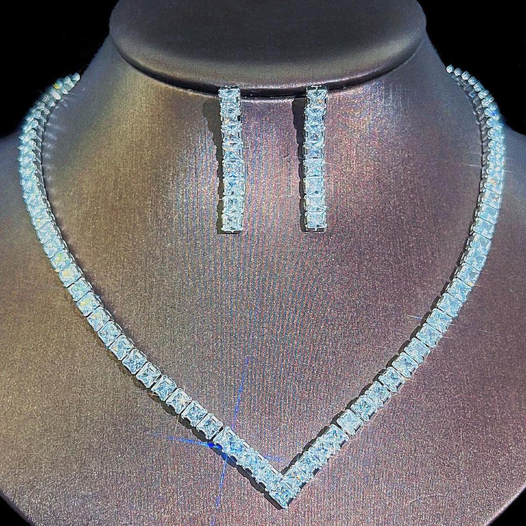 CMM 2Pcs Simple Wedding Jewelry Set Square AAA Cubic Zirconia V Shape Choker Necklace Earrings for Women