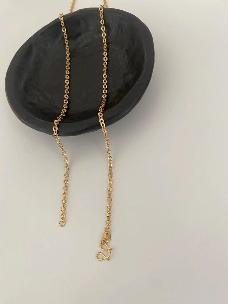 24K Gold Electroplated Sunflower Titanium Steel Necklace with Starry Beads and M-Clasp Design