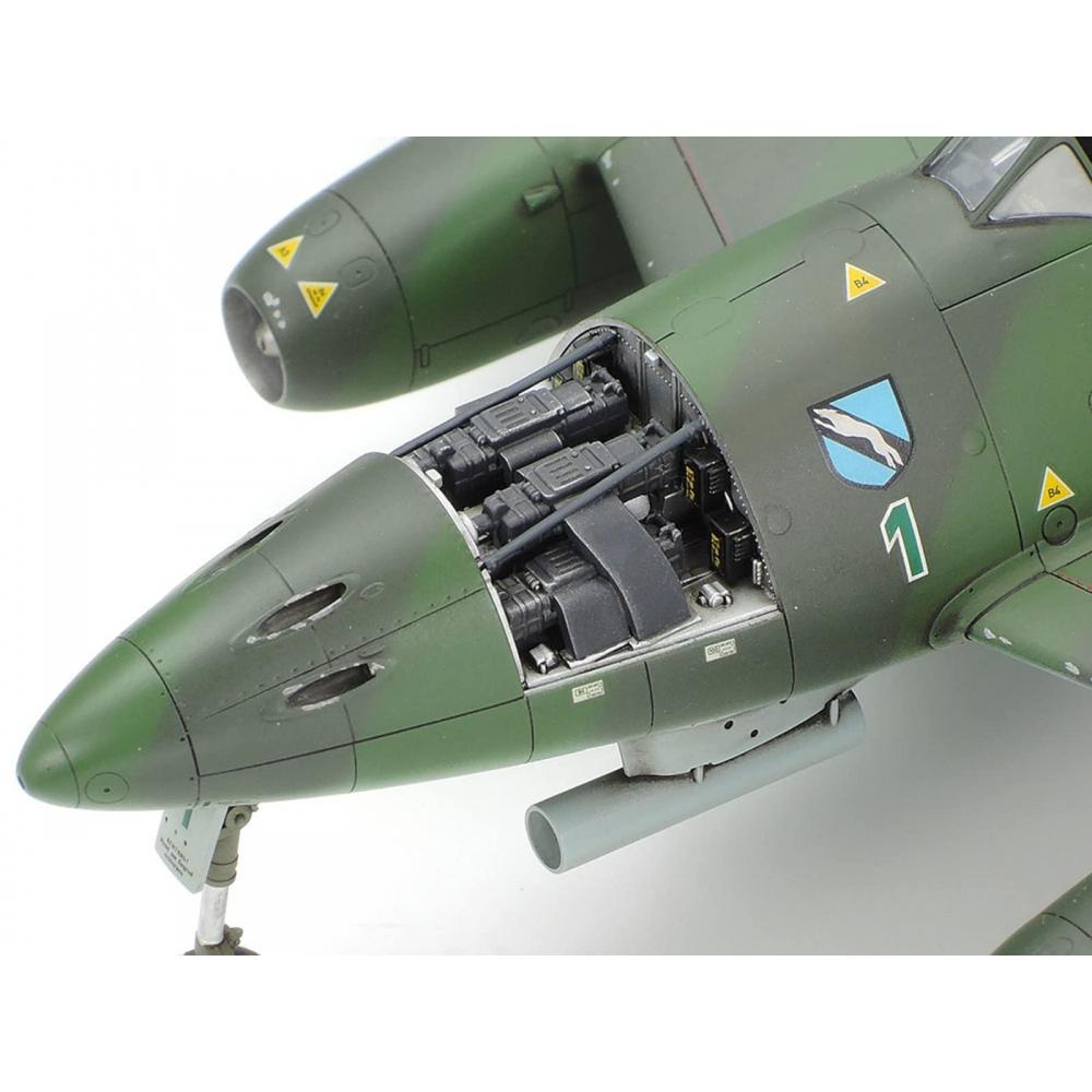 Tamiya 148 Masterpiece Series No.87 Luftwaffe Messerschmitt Me262 A-1a Plastic Model 61087