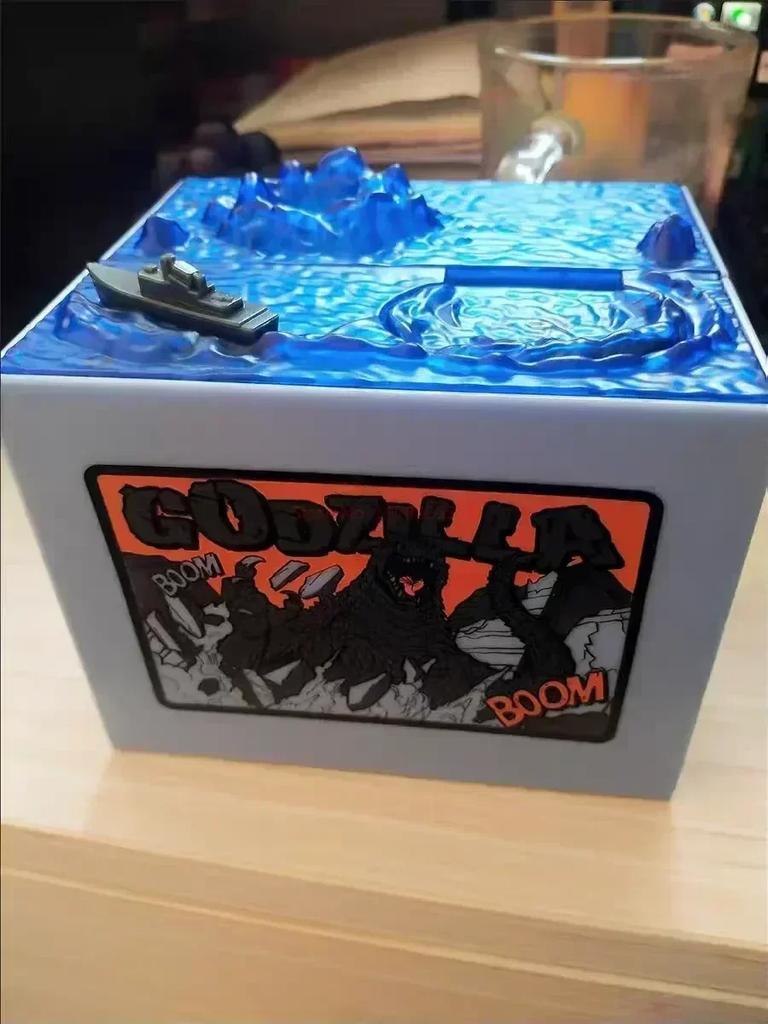 2025 Godzilla Little Pig Bank Little Pig Bank Money Box Coin Bank Adult Little Family Decoration Money Box Birthday Gift