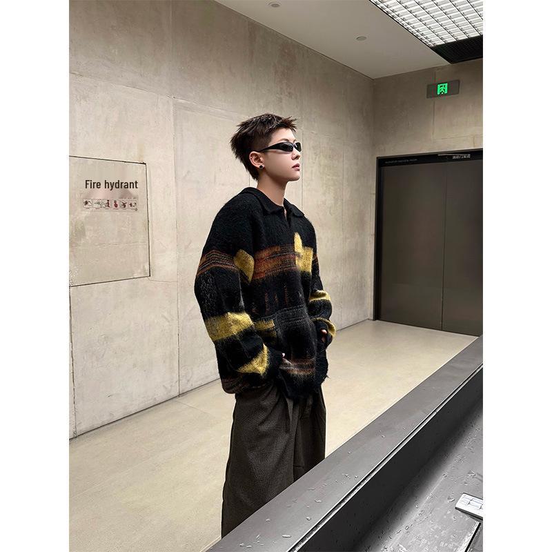 

Men s Gradient V-Neck Knit Polo Sweater - Autumn & Winter Relaxed Fit Small чорний