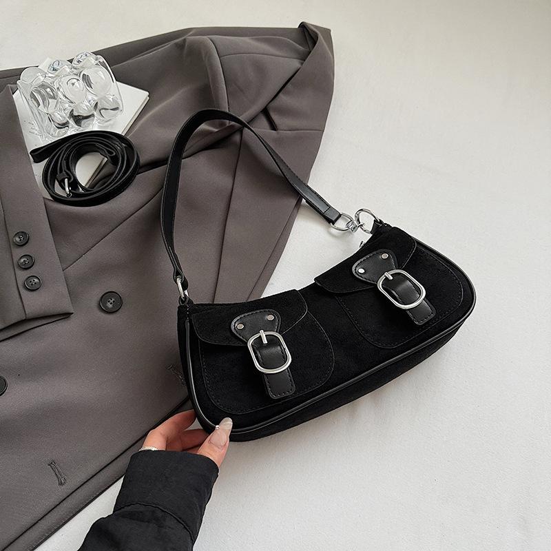 

2025 осень новая ретро сумка под мышкой женская сумка зарубежный стиль модная высокая ценность сумка-полумесяц сумка на плечо женская