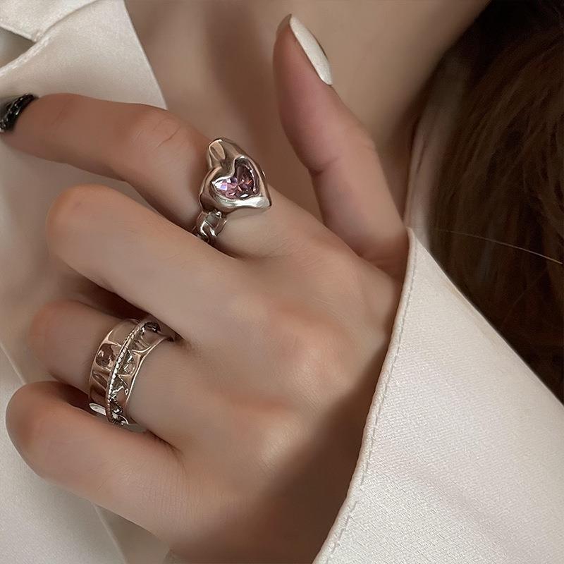 Silver Artistic S925 Open Ring With Unique Twisted Design And Delightful Heart Shaped Zirconia Pink