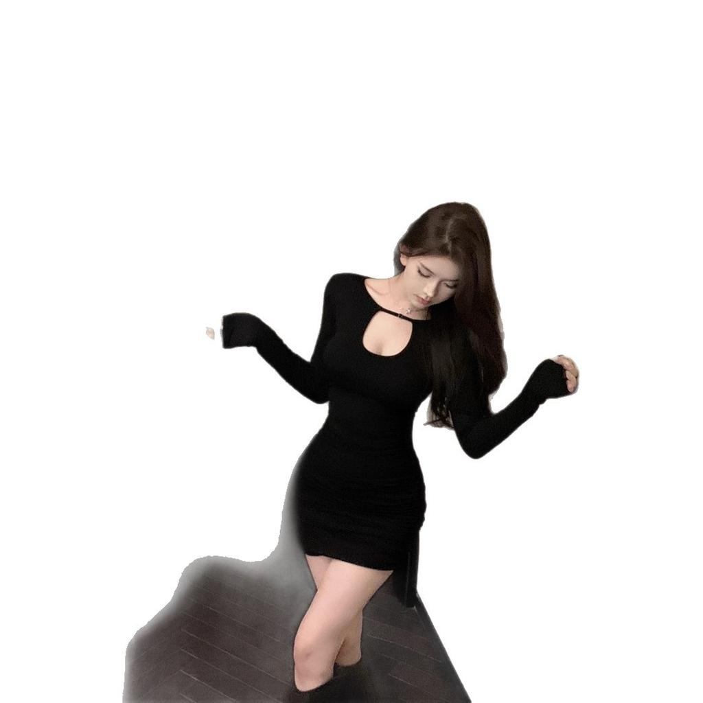 Pure desire sexy hottie black slim-fit U-neck long-sleeved dress women's autumn high waist pleated hip-wrapped short skirt