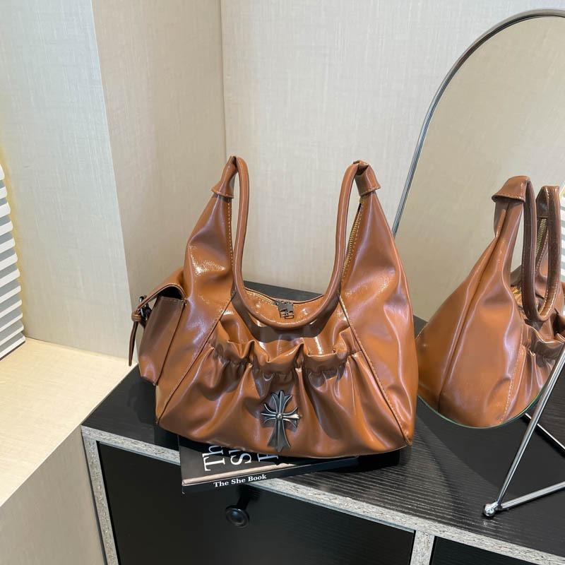 Niche retro Spice Girl armpit bag women's summer new high-value shoulder bag pleated dumpling bag