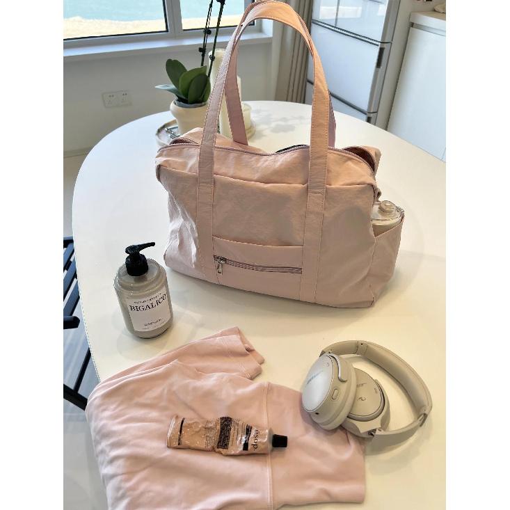 

Pink casual large-capacity bag for women, new fashion commuter simple niche design travel gym bag розовый