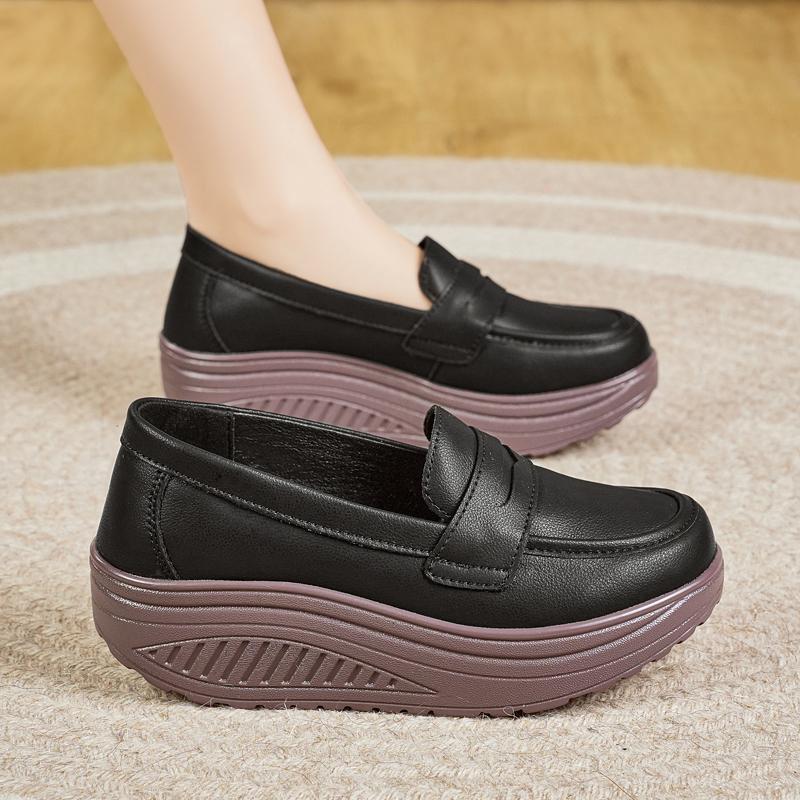Ladies Platform Loafers Casual Elegant Black Leather Women Height Increase Thick Sole Shake Shoe for Mother