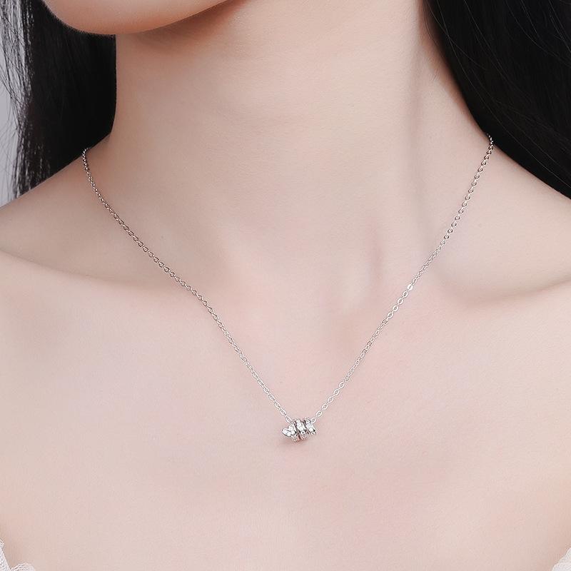 Rotating Passepartout Necklace Korean version niche design pendant creative light luxury jewelry ins style