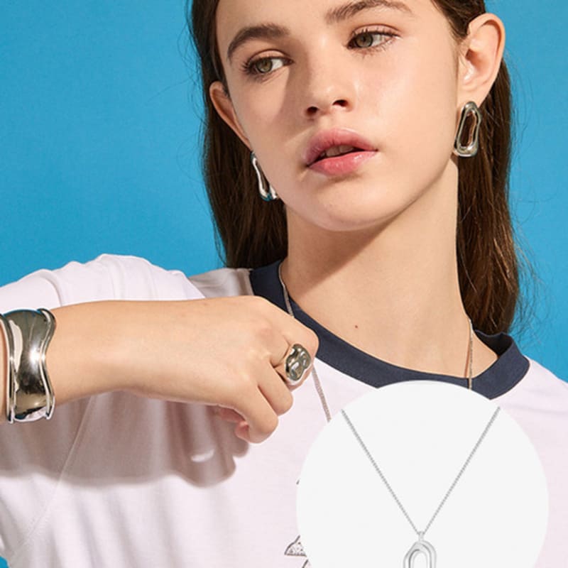 

METROCITY JEWELRY Rene White Necklace A233BN1712WPQ 70cm