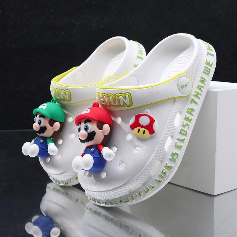 Durable And Breathable Children's Cartoon Hole Shoes For Summer Outdoor Fun