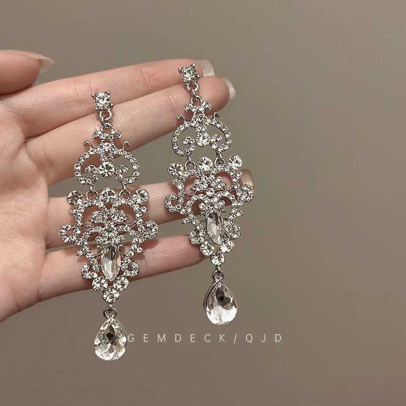Elegant French Court Rhinestone Water Drop Tassel Earrings
