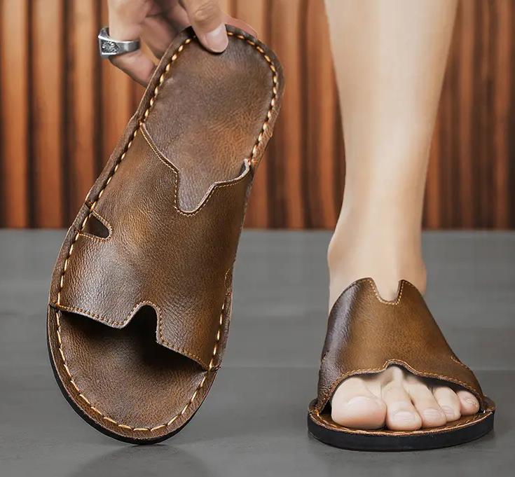 High Quality New Luxury Men's Summer Genuine Leather Slippers Cool Breathable Anti-Slip Outdoor Trendy Beach Shoes