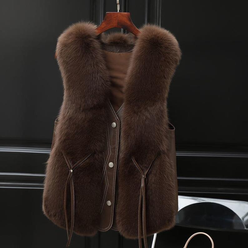 Fashionable Women Faux Fox Fur Vest Short Winter Coat Outerwear