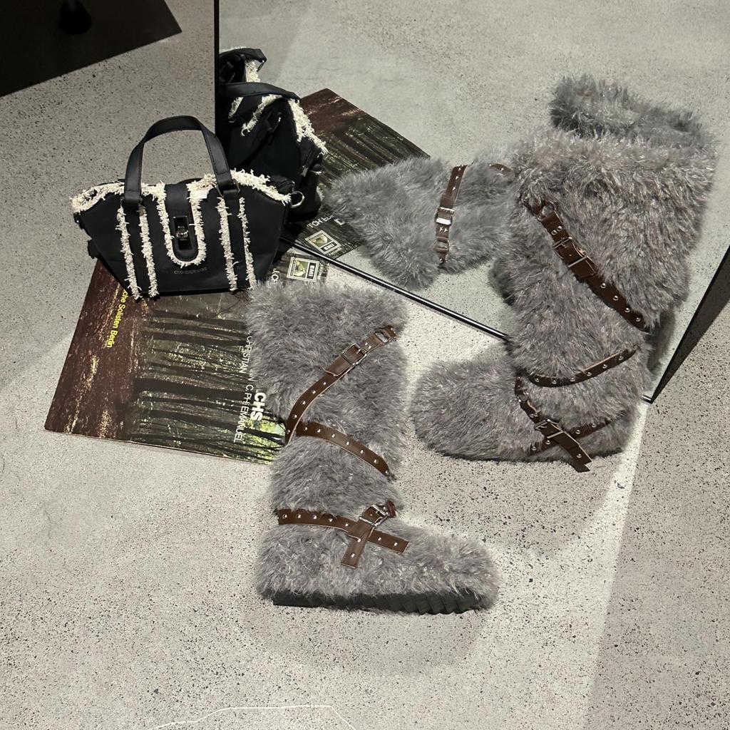 2025 autumn and winter new fashion flat-bottomed fluffy fashion boots women's thick-soled trend warm plush boots women