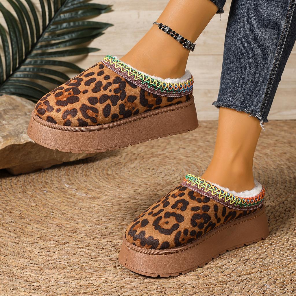 Fashion Women Boots Boots Winter 2025 New Warm Thick Sole Boots ComfortableCovered Half Slippers Warm Thickened Fluff Shoes for Women
