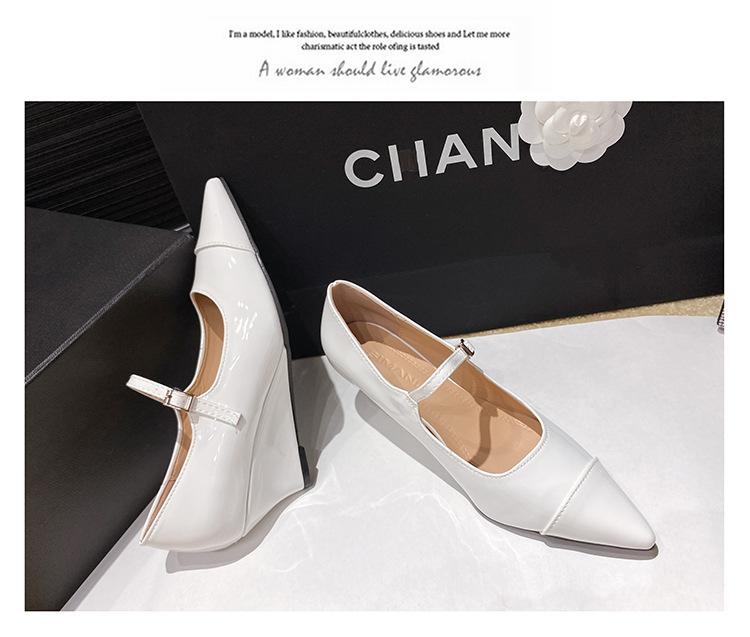 Spring New Retro Silver Wedge Heel Pointed Mary Jane Shoes Versatile Model Light Mouth One Word Buckle Belt High Heel Single Shoes Women