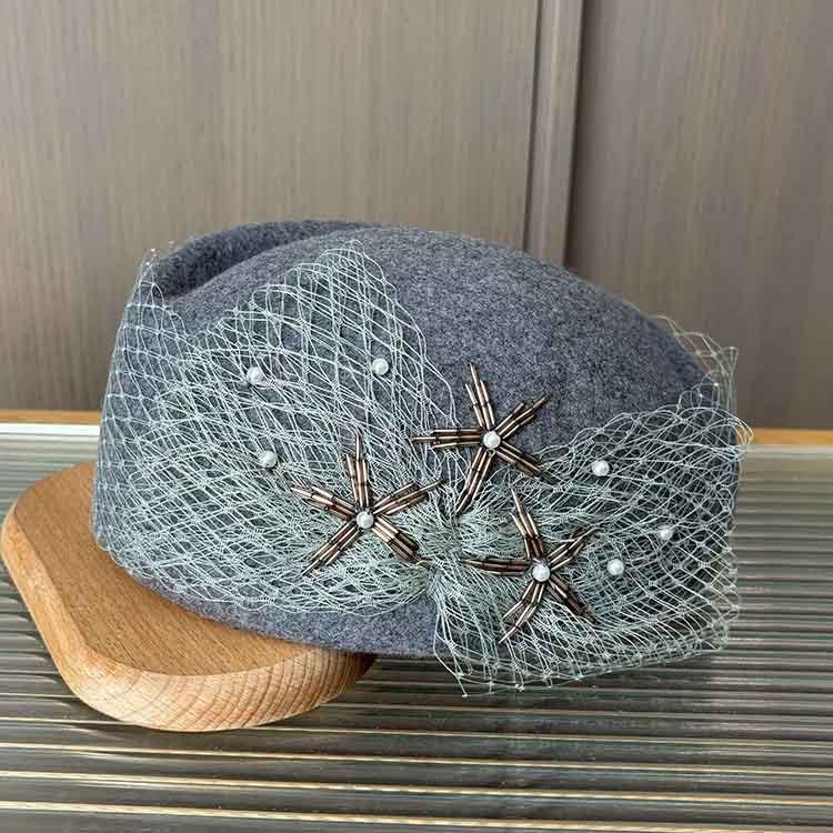 

Легкая роскошь, тяжелая промышленность, ретро стиль, цилиндр, женская зимняя шерстяная шляпа стюардессы, элегантный берет со стразами и сеткой average size серый