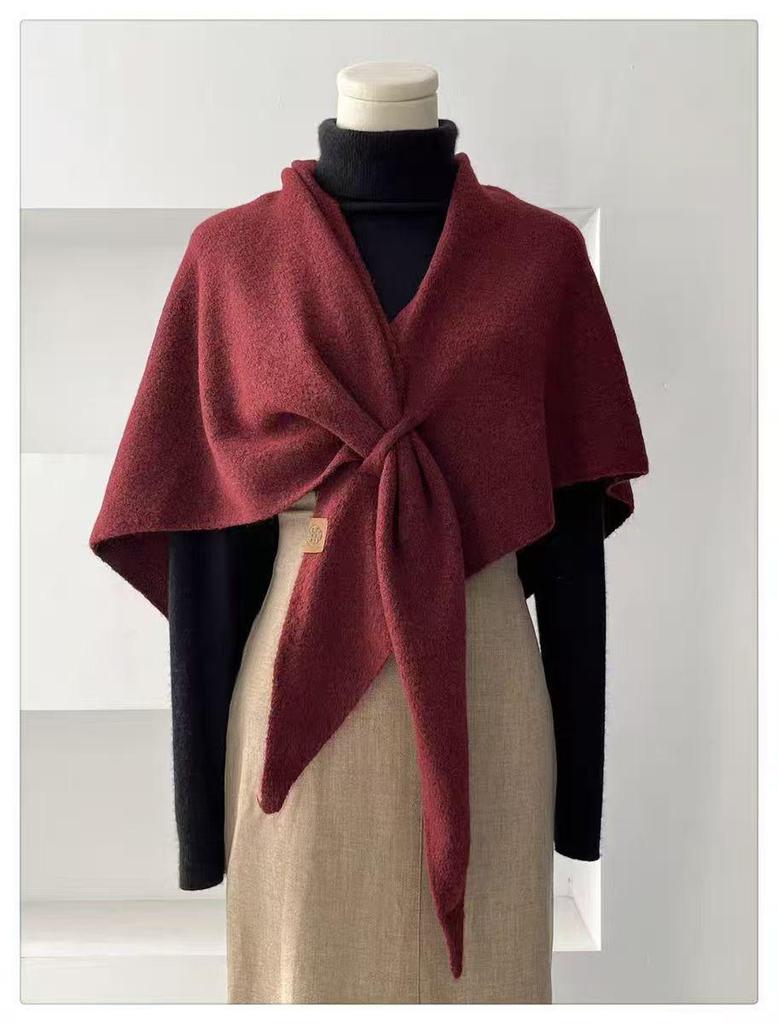 Wool Blend Cross-Knit Triangle Shawl: Women's Versatile Fashion Outerwear