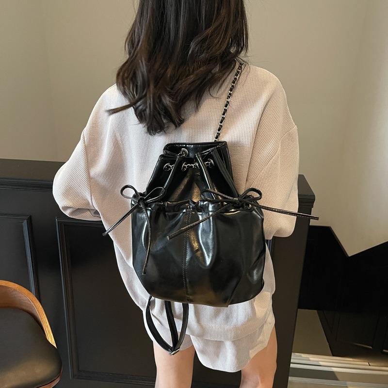 Premium Sense Niche Backpack Women's Large-capacity New Fashion Chain Bucket Bag Casual Small Backpack